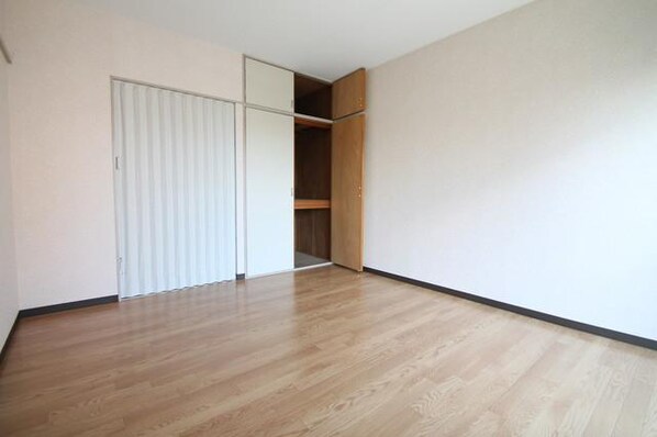 ハイネス宮腰の物件内観写真